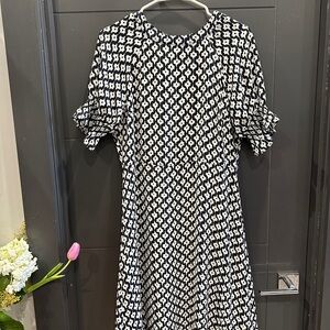 Banana Republic Black and White Patterned Dress